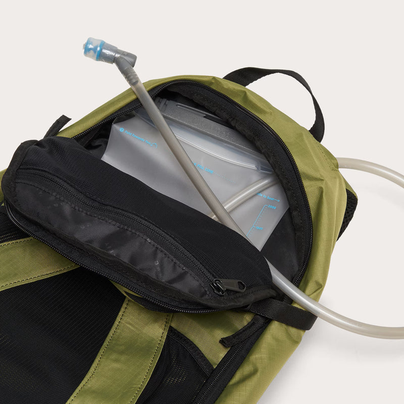 Load image into Gallery viewer, Oakley Seeker Traverse RC Hydra Bag - bladder
