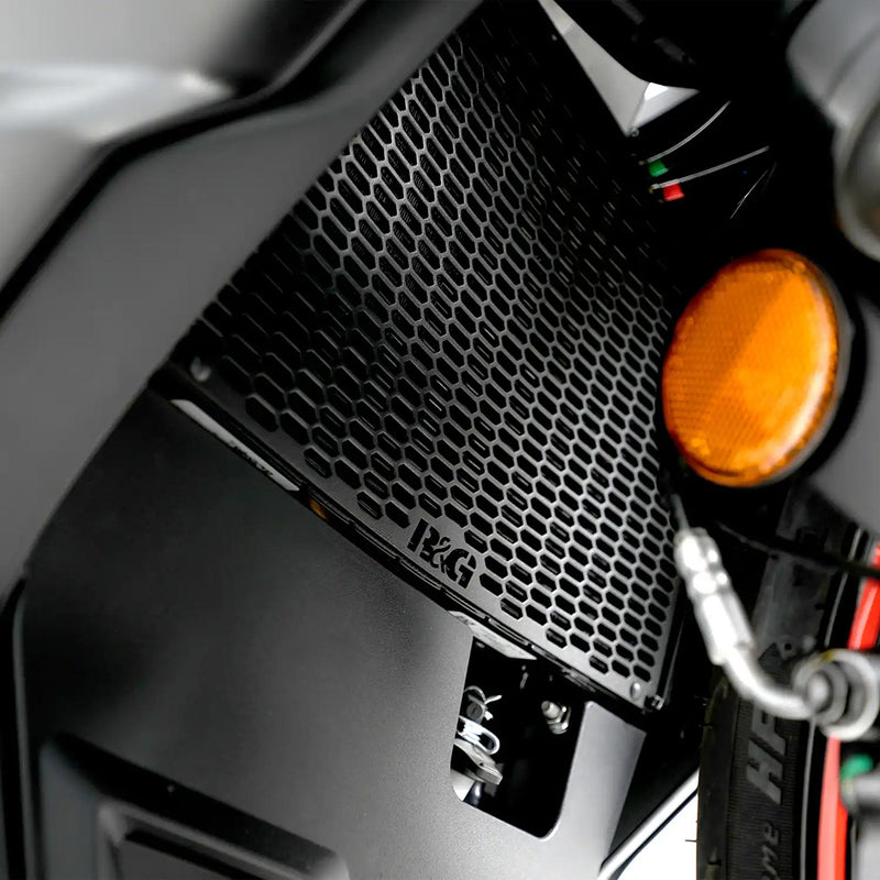 Load image into Gallery viewer, PRO Radiator Guard For Aprilia RS457 24- Black R&amp;G
