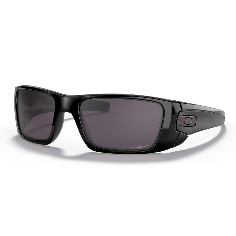 Load image into Gallery viewer, 0OO909690960560 Oakley Fuel Cell Sunglasses Matte Black Frame with Grey Polarized Lens
