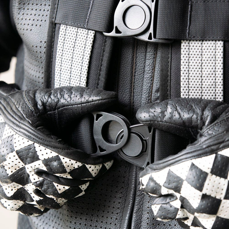 Load image into Gallery viewer, KRIEGA R25 BACK PACK V2 (13)
