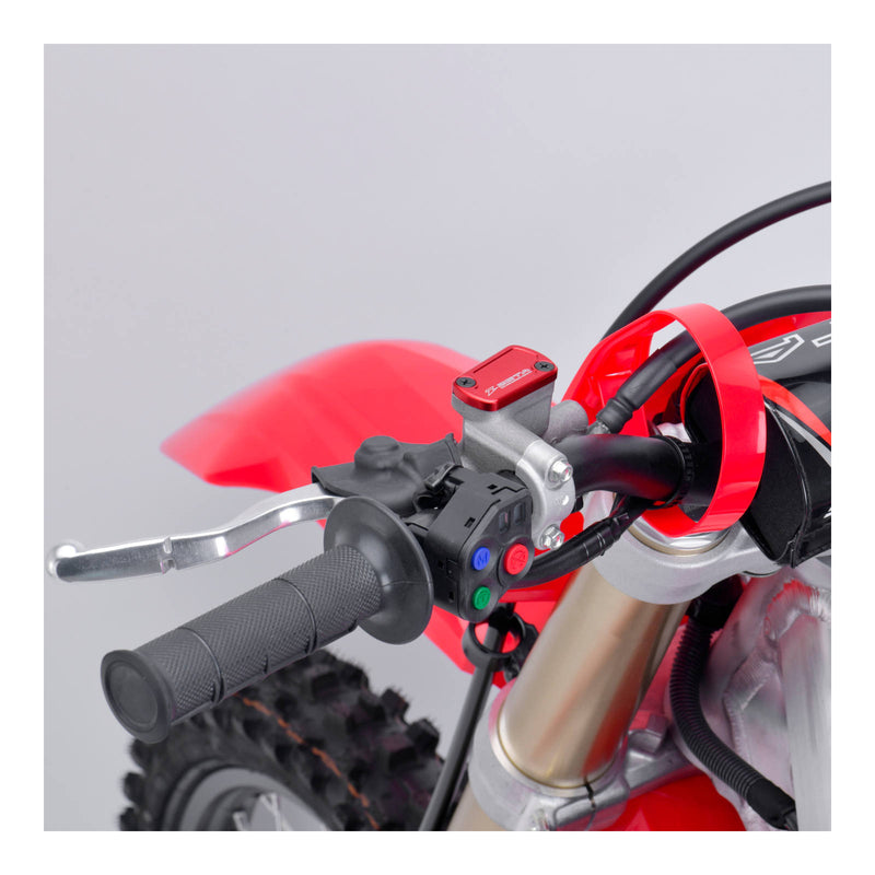 Load image into Gallery viewer, Zeta Clutch Reservoir Cover Honda CRF450R &#39;21-, Kawasaki KX250 &#39;21- Red

