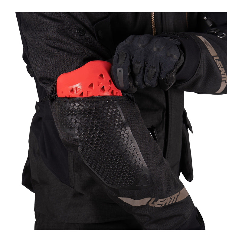 Load image into Gallery viewer, Leatt 5.5 ADV MultiTour Jacket - Stealth
