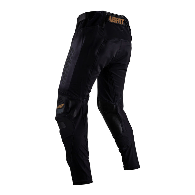 Load image into Gallery viewer, Leatt 2025 5.5 I.K.S Pants - Stealth
