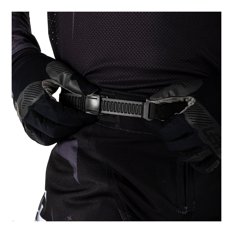 Load image into Gallery viewer, Leatt 2025 4.5 Pant - Stealth
