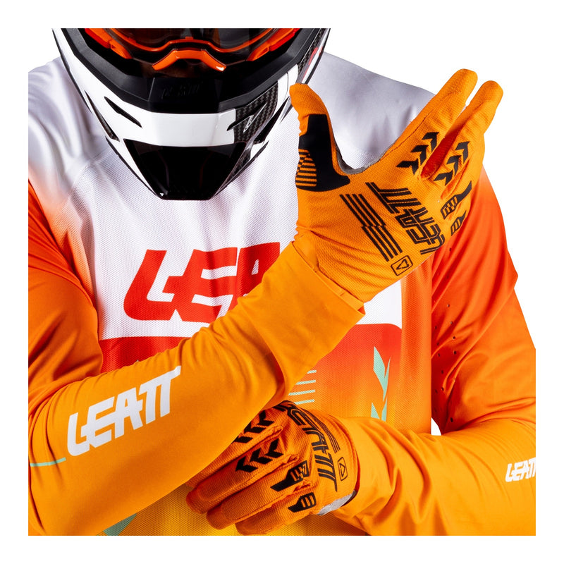 Load image into Gallery viewer, Leatt 2026 5.5 UltraWeld Jersey - Orange

