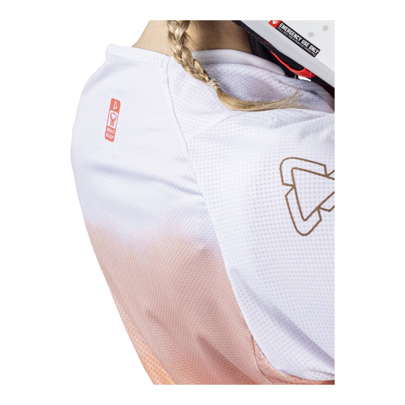 Load image into Gallery viewer, Leatt 2026 4.5 Lite Women&#39;s Jersey - Coral Pink
