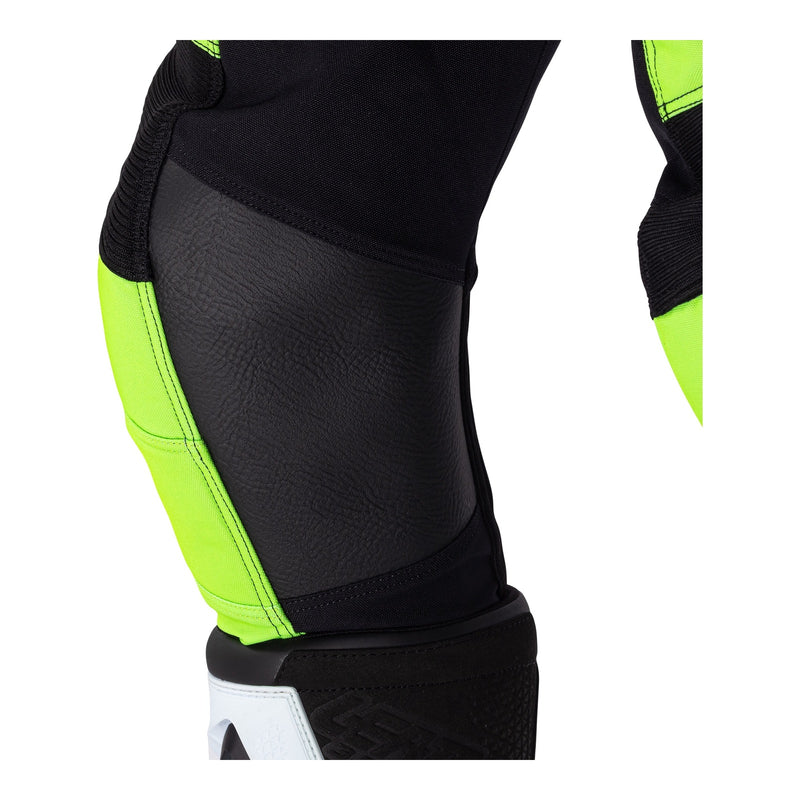 Load image into Gallery viewer, Leatt 2026 3.5 Mini Ride Kit - Retro Pink
