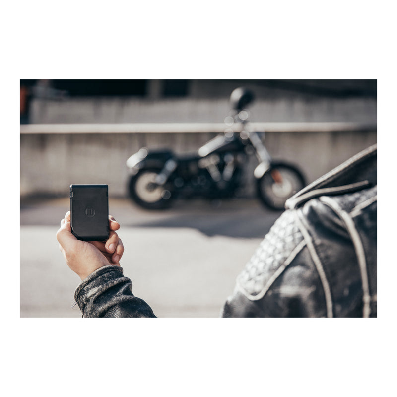 Load image into Gallery viewer, Monimoto 7 Smart Motorcyle GPS Tracker
