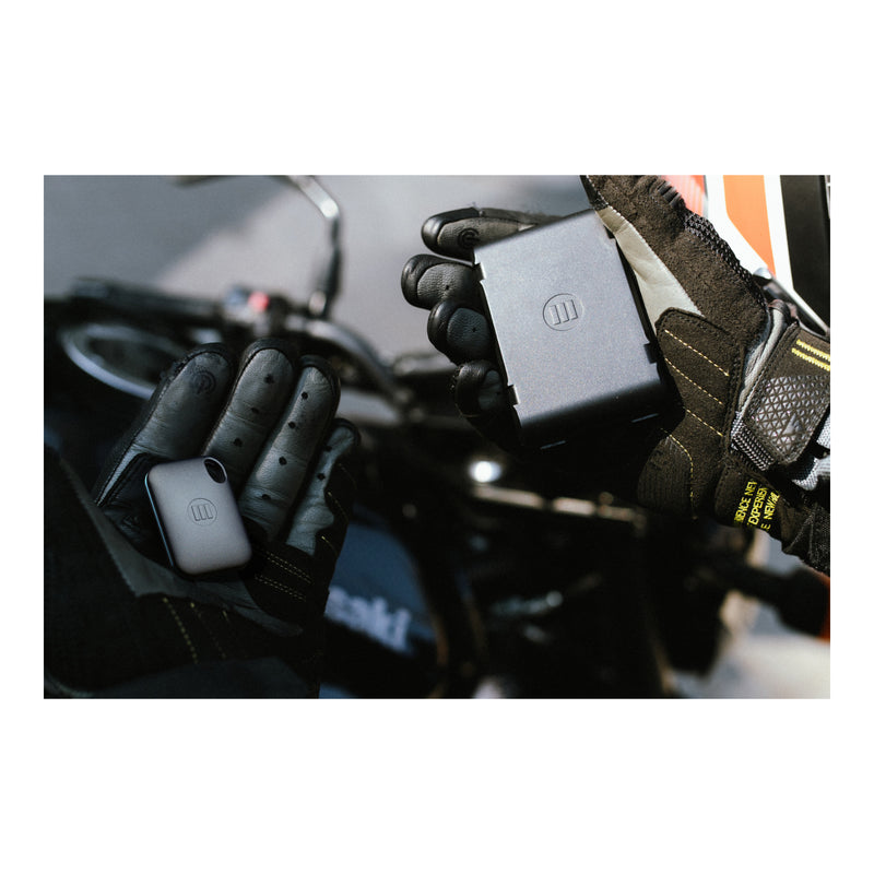 Load image into Gallery viewer, Monimoto 7 Smart Motorcyle GPS Tracker
