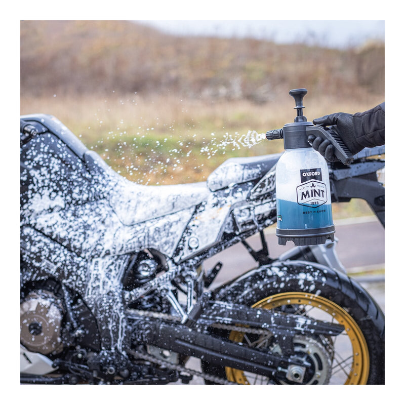 Load image into Gallery viewer, Oxford Mint Snow Foam Bottle 2L
