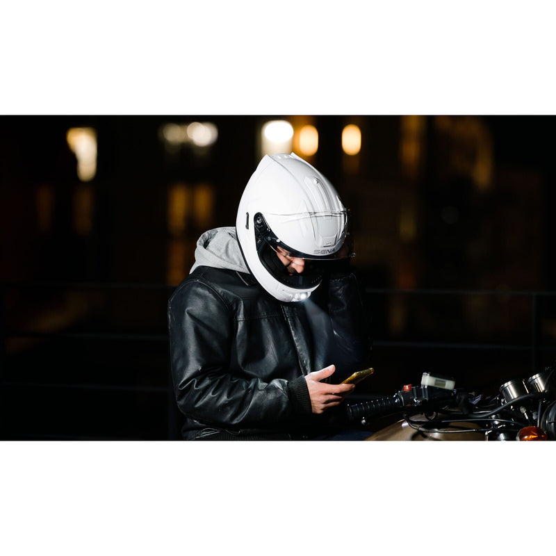Load image into Gallery viewer, Sena Phantom Smart Helmet with Mesh Comms - Gloss Black
