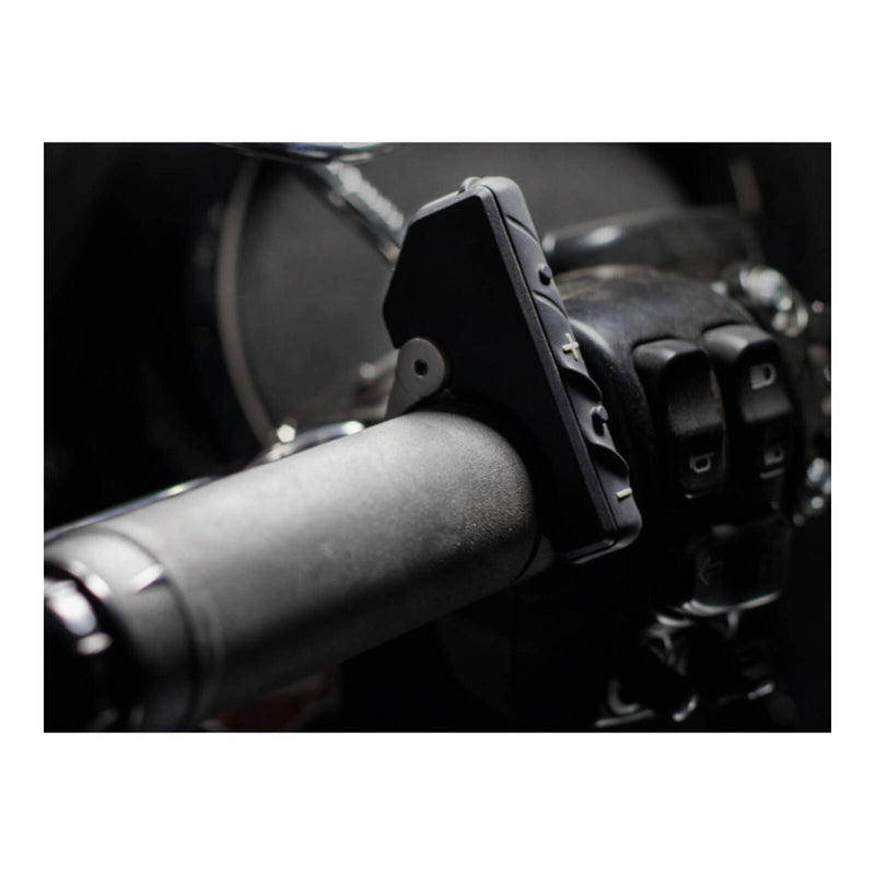 Load image into Gallery viewer, Sena RC4 4-Button Remote for Bluetooth Comm System
