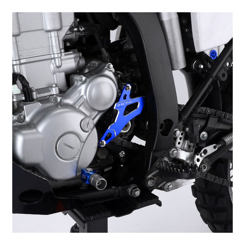 Load image into Gallery viewer, Zeta Drive Cover - Honda CRF250R (2004–2009), CR250R ('02-), Yamaha YZ125 (2006+

