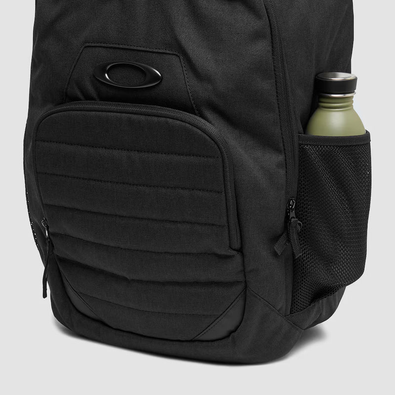 Load image into Gallery viewer, Oakley Enduro 4.0 Backpack - side pocket
