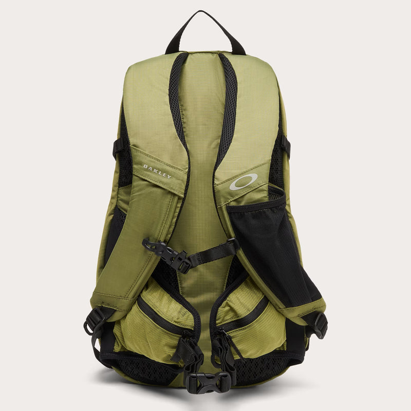 Load image into Gallery viewer, Oakley Seeker Traverse RC Hydra Bag - back
