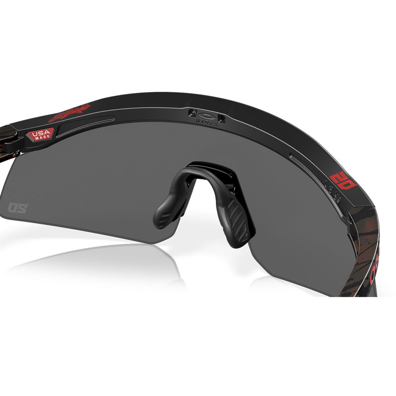 Load image into Gallery viewer, 0OO922992291737 Oakley Hydra Fabio Quartararo Sig Sunglasses Matte Black Frame PRIZM Black Lens
