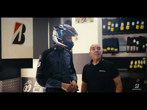 Load and play video in Gallery viewer, Bridgestone Battlax T33 190/55ZR17 Rear Sport Touring Tyre (75W)

