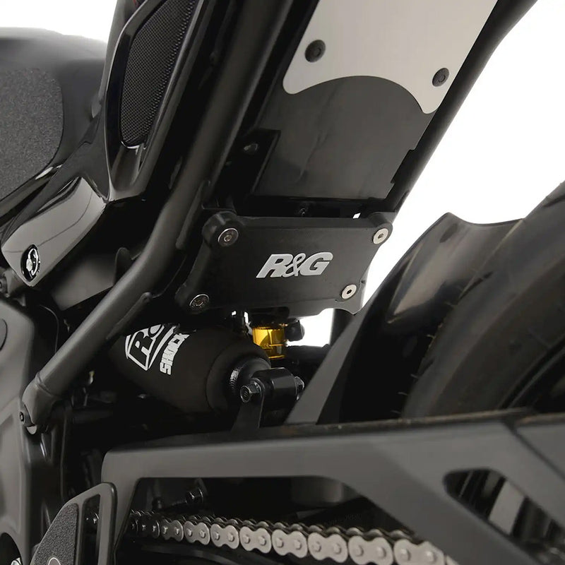 Load image into Gallery viewer, Rear Foot Rest Blanking Plate for Yamaha XSR900 &#39;22- (Single, Central Piece)
