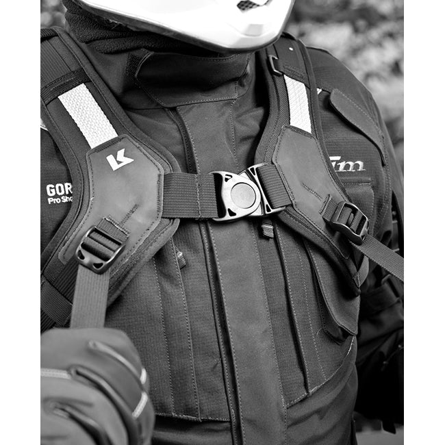 Load image into Gallery viewer, KRIEGA R15 motorcycle backpack with QUADLOCK-Lite Harness
