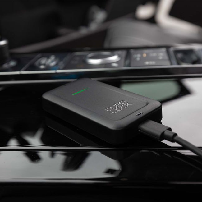 Load image into Gallery viewer, Car - Wireless CarPlay Adaptor
