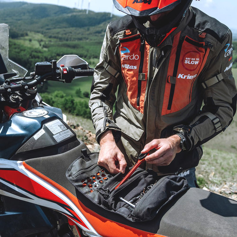 Load image into Gallery viewer, Kriega OS-TOOL ROLL Chris Birch Edition
OS-TOOL ROLL Chris Birch Edition
