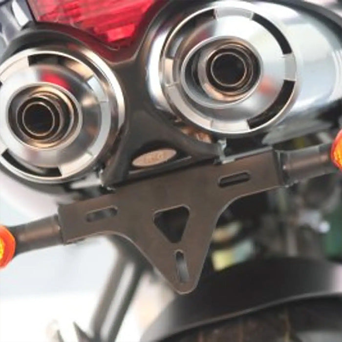 Load image into Gallery viewer, Tail tidy is suitable for the Yamaha Fazer 600 &#39;04 onwards
