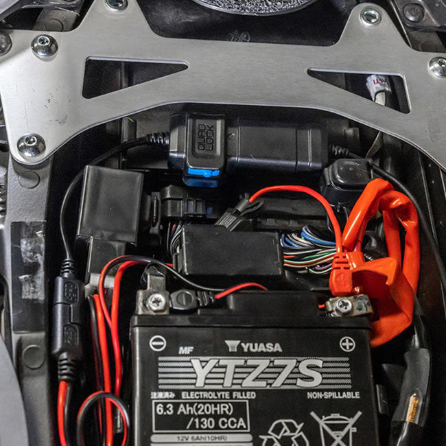 Load image into Gallery viewer, Quad Lock Waterproof 12v to USB Smart Adaptor
