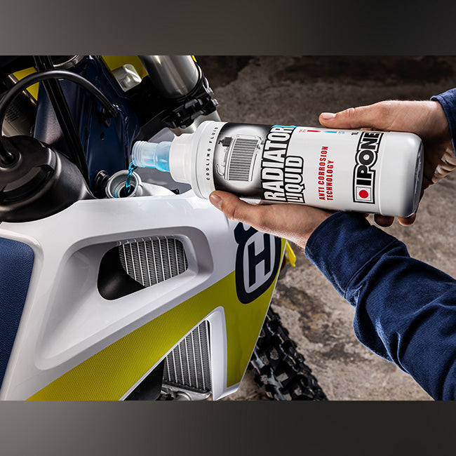 Load image into Gallery viewer, Radiator Liquid
