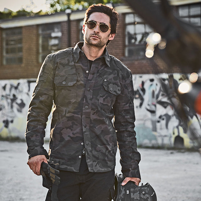 Load image into Gallery viewer, CallToArms_Shirt
