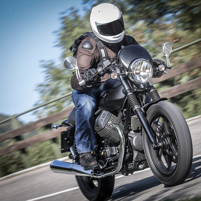 Load image into Gallery viewer, kriega-r20-lifestyle
