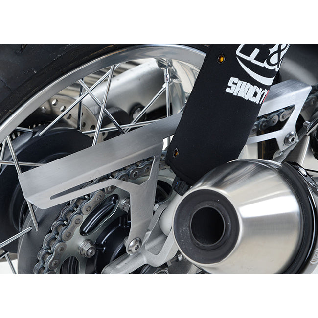 Load image into Gallery viewer, Chain guard Thruxtons
