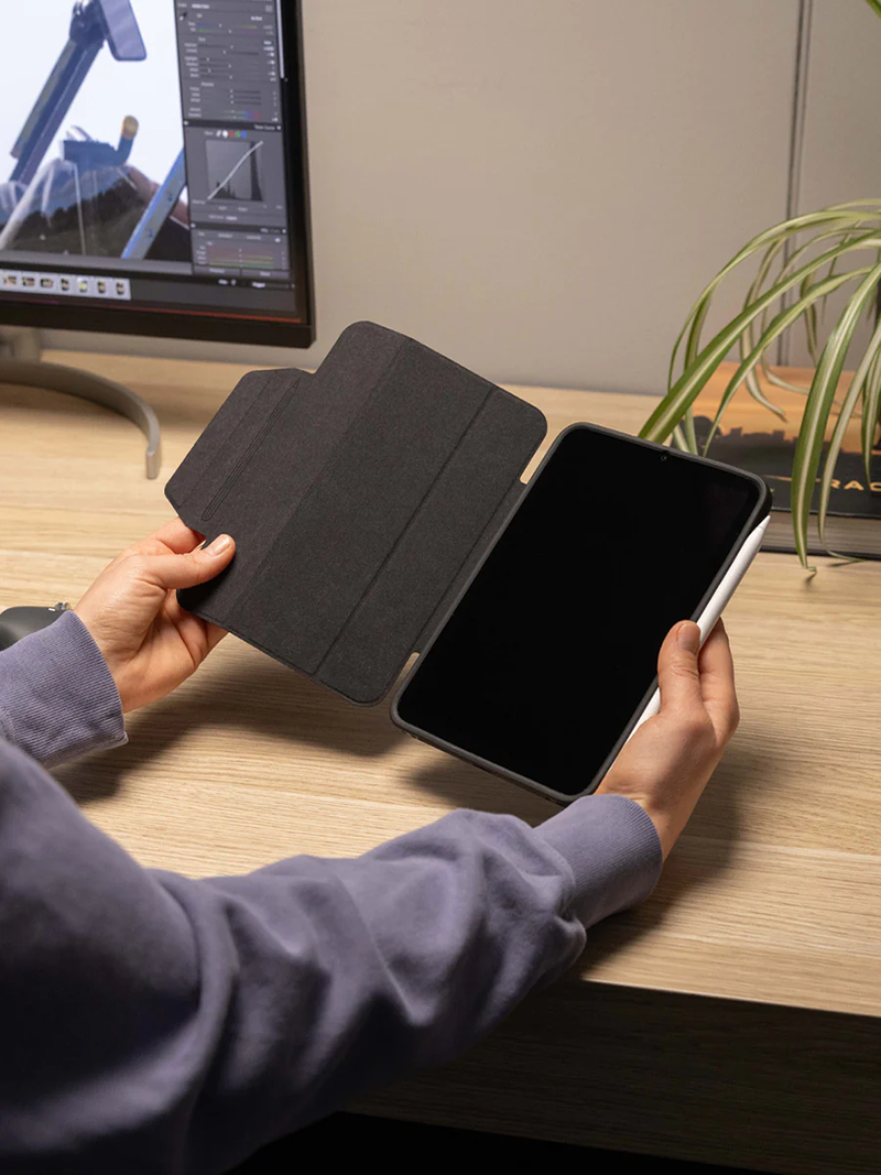 Load image into Gallery viewer, Folio - iPad 6 Mini
